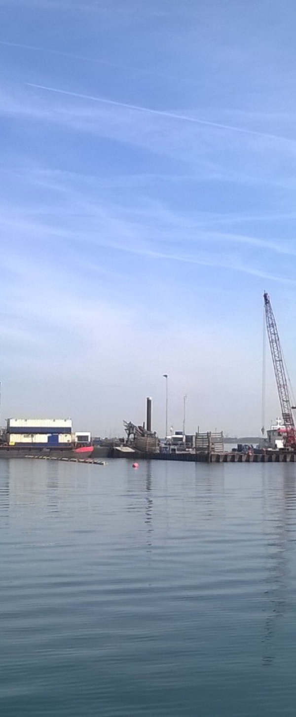 New high-voltage connection under the Haringvliet