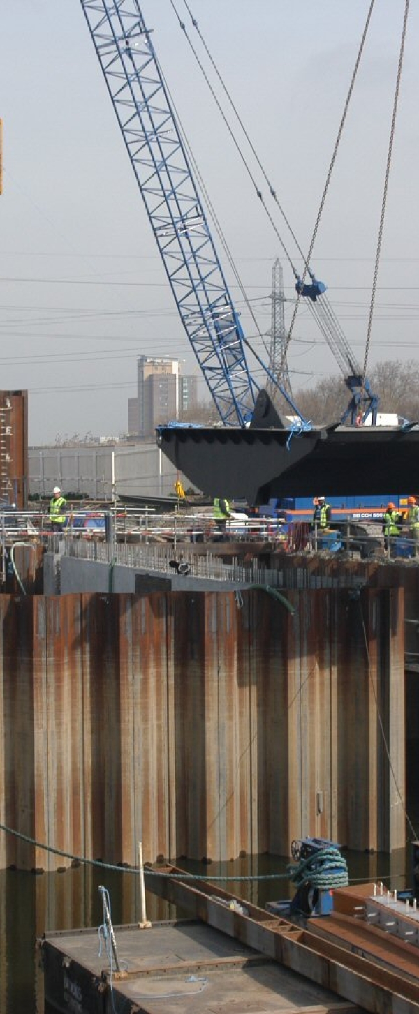 Fisbelly lift 2 - 4 April 08.JPG