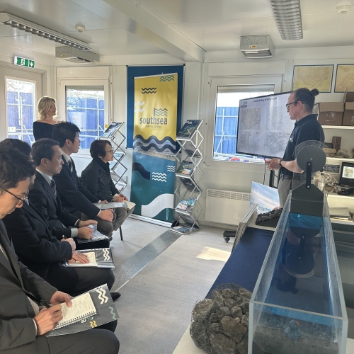 Maizuru mayor at Southsea.jpg