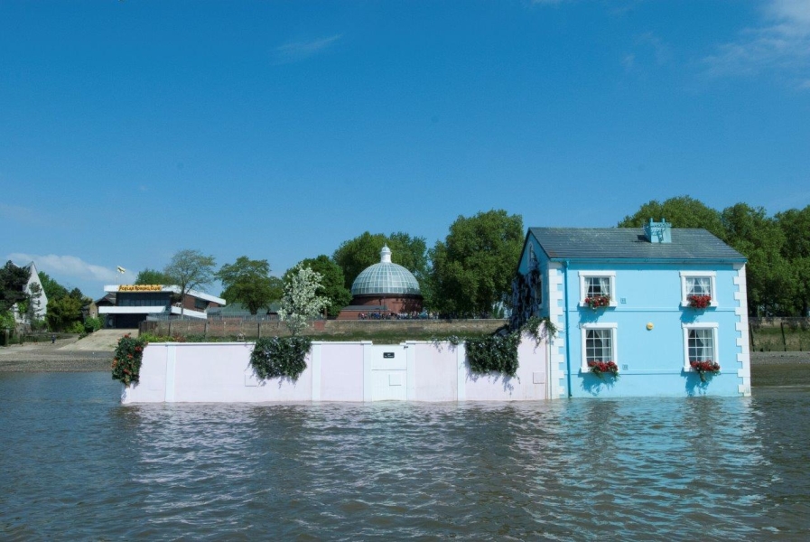 Star Events - Floating house