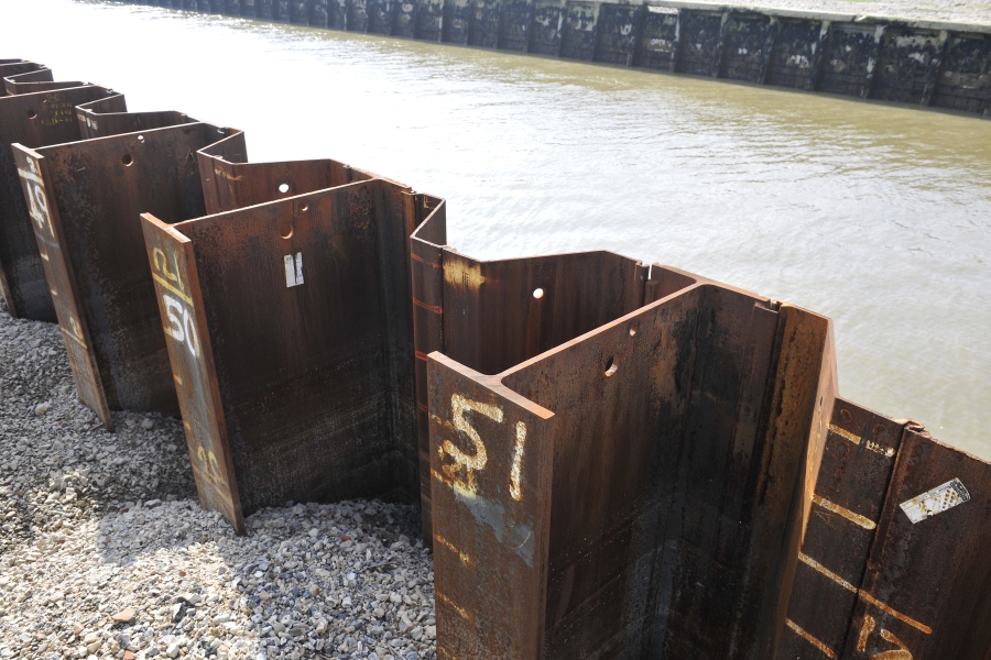 Littlehampton Flood Alleviation Wall Sheet Piling