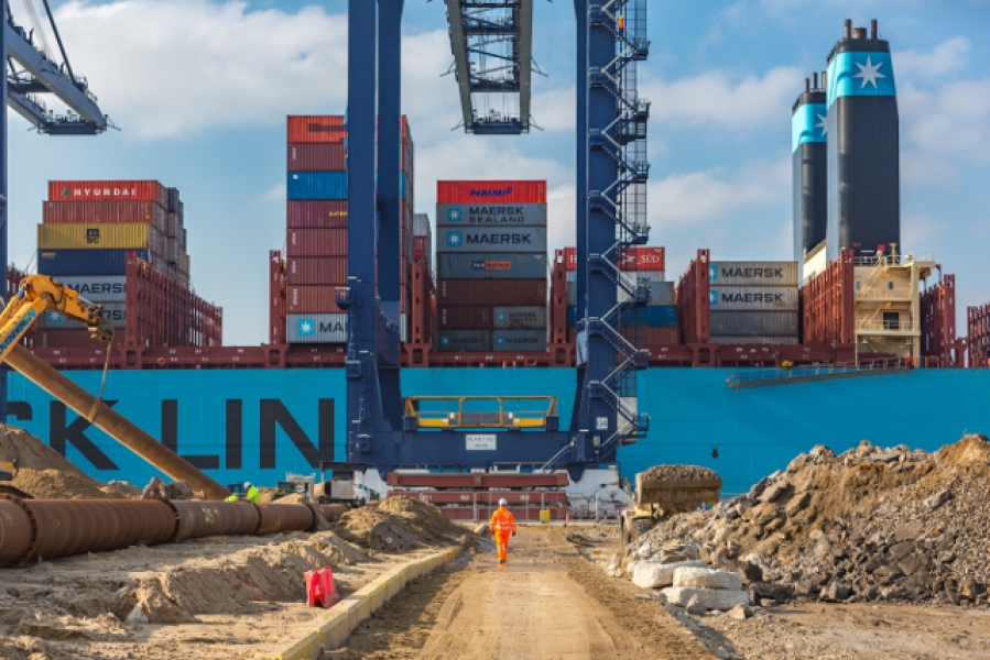 Port of Felixstowe, Berth 9