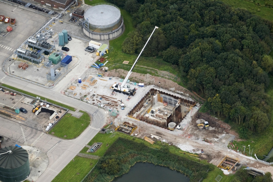 C2V+ - Ellesmere Port - Excavated Cofferdam.jpg