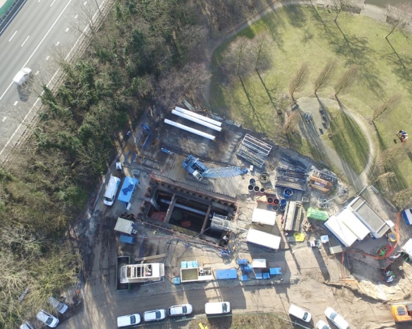 Crossing A10 District heating pipes