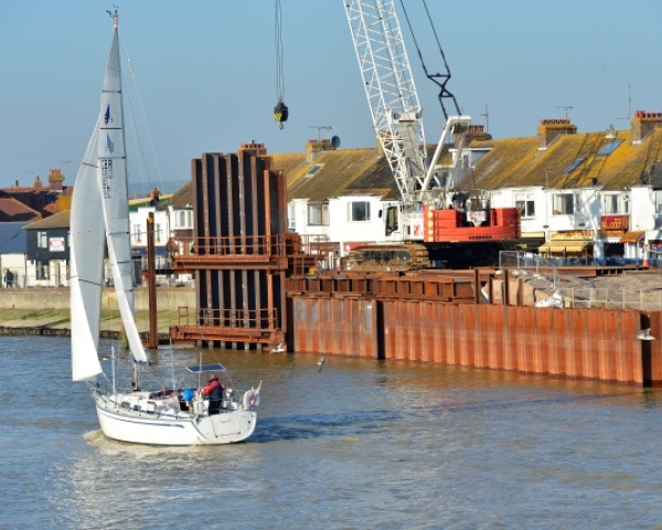 Littlehampton Flood Alleviation Wall Sheet Piling