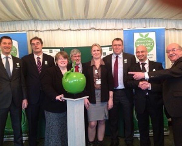 Green Apple Award 2012 photo low res.jpg