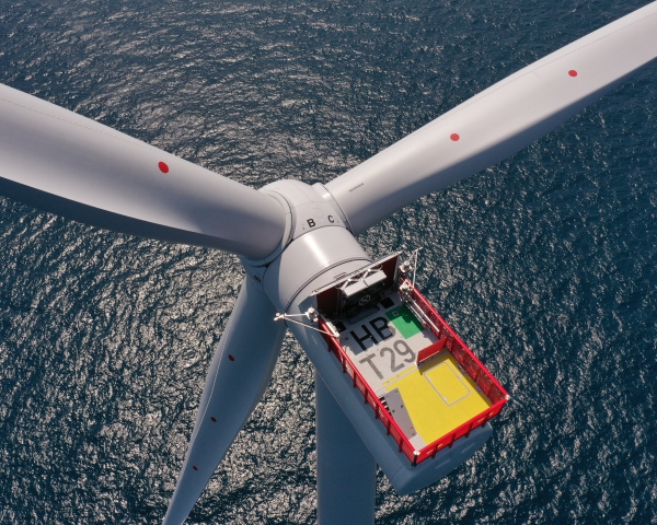 Hornsea-2-SGRE-8.4MW-turbine.JPG
