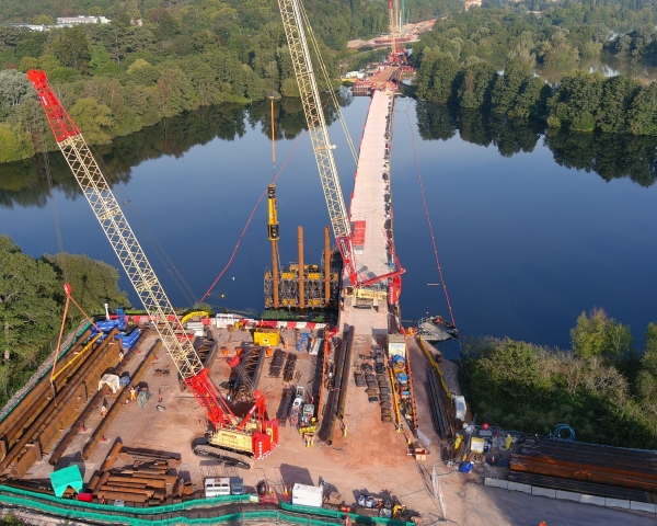 VolkerStevin - HS2 - Colne Valley - Piling.JPG