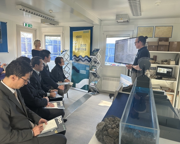 Maizuru mayor at Southsea.jpg