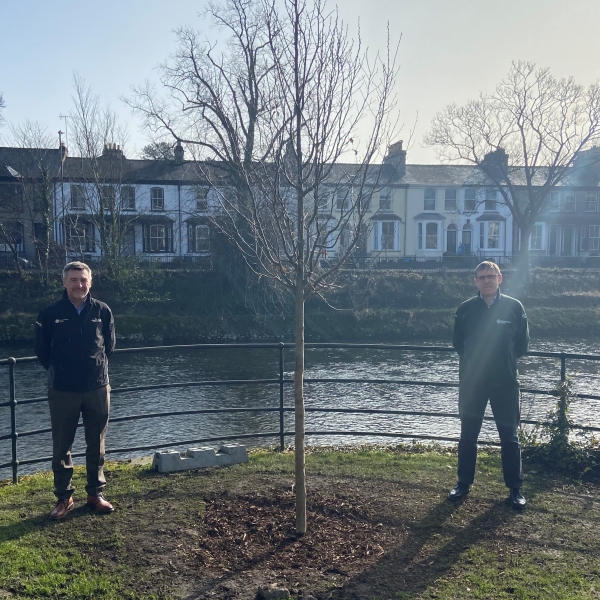 Stewart Mounsey EA Flood Risk Manager for Cumbria and Stuart Newby VBA in Kendal.jpg