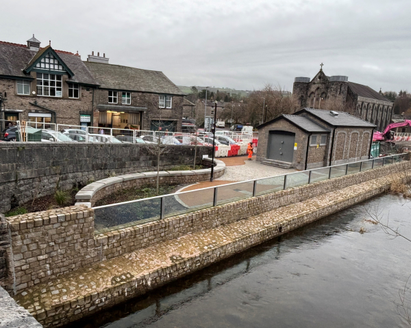 Kendal Flood Risk Management Scheme flood wall
