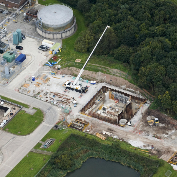 C2V+ - Ellesmere Port - Excavated Cofferdam.jpg